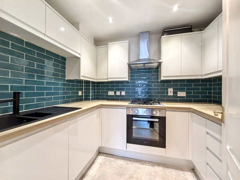 Kitchen- click for photo gallery